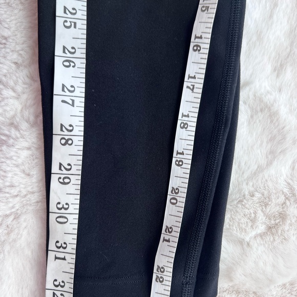 Peloton Logo side Leg Leggings size Small - Picture 8 of 8